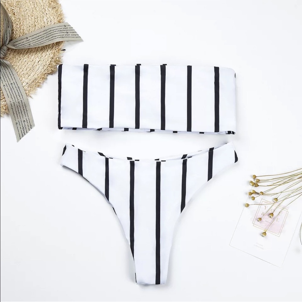 ❤️NEW striped bandeau cheeky swimsuits - Picture 3 of 4